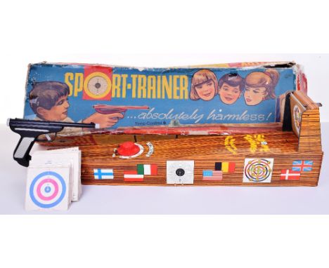 Technofix (Germany) No.318 tinplate Sport-Trainer Shooting Gallery, with clockwork timer, gun and target, in working order, i