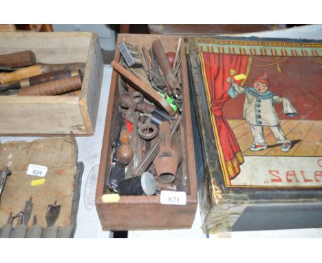 A tray of various engineers tools etc