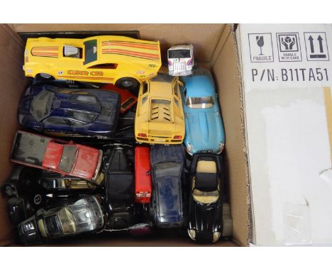 Various large scale die cast vehicles, to include 1:24 scale Ciycs avalanche, other various die cast models, cars, etc, (qty,