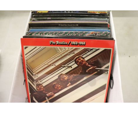 Vinyl - A collection of approx 40 LP's including The Beatles, Queen, The Police, Michael Jackson, Stevie Wonder etc.  Conditi