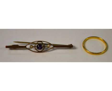 A 22ct gold wedding band, approx 1.6g; a late 19th century bar brooch, stamped 9ct, amethyst and seed pearl set, approx 2.1g