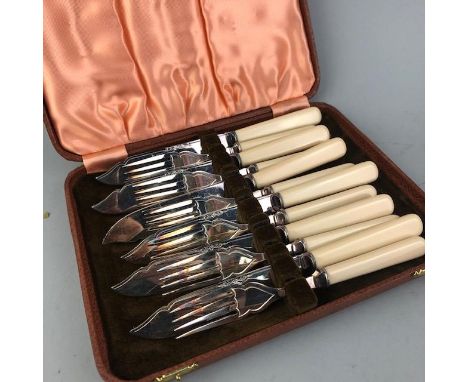 LOT OF SILVER PLATED FLATWARE, including some loose and cased examples