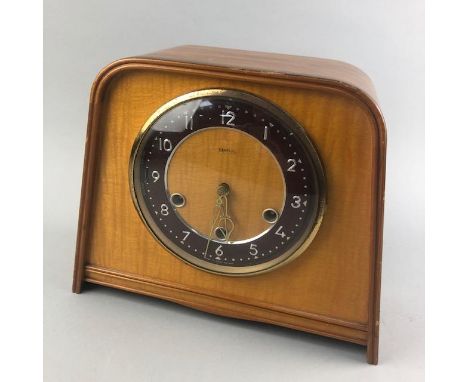 SMITH'S ART DECO WALNUT CASED MANTEL CLOCK, 29cm wide, with pendulum and key