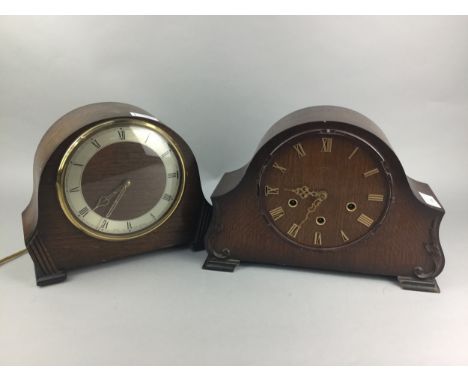 SMITHS OAK CASED MANTEL CLOCK, along with four other mantel clocks (5)