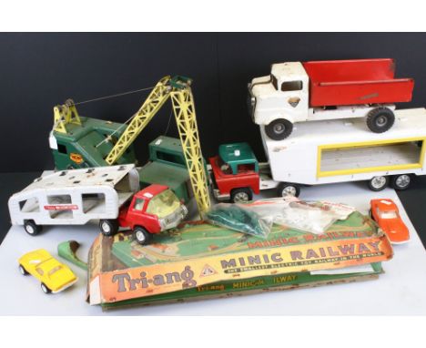 Four large tin plate model toys to include Triang truck, Tonka Motor Mover, Marx High Lift Mobile Crane and Triang Transporte