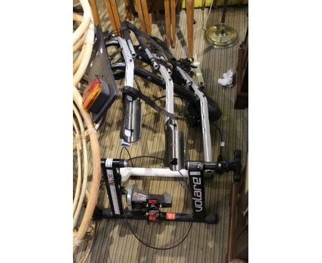 "Thule"Bike rack to fit tow bar (3 bikes) &amp; static bike roller
