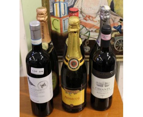 1 bt Montepulciano Contessa. 1 bt La Marca Prosecco, 1 bt Cuvee Imperiale Rose. 1 bt Chianti Riserva Piccini. 1 bt Martini. 1