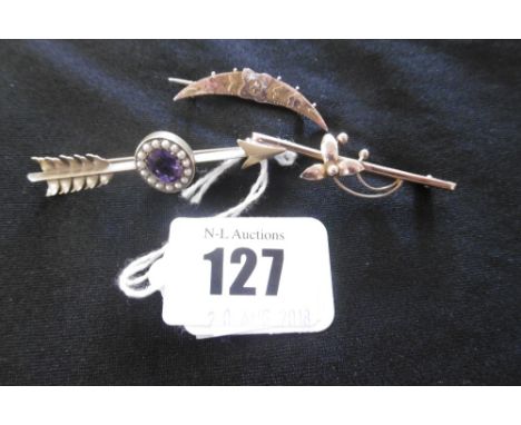 A VICTORIAN AMETHYST AND SEED PEARL ARROW BROOCH AND TWO 9CT GOLD SWEETHEART BROOCHES