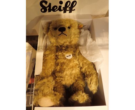 Boxed Steiff bear large Mohair with growler