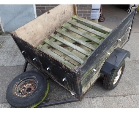 4ft x 3ft car trailer and a wooden gate