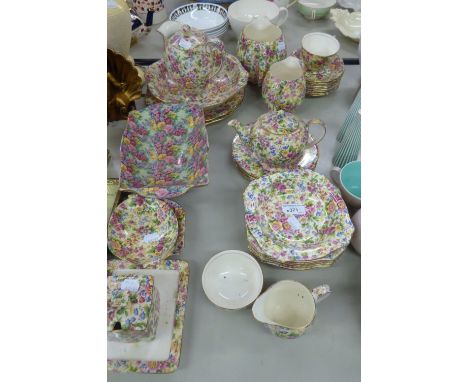 A ROYAL WINTON 'GRIMWADES' PART TEA AND DINNER SERVICE FOR SIX PERSONS, 36 PIECES 