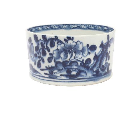 A LOWESTOFT PORCELAIN BUTTER POT. of cylindrical form with blue foliate and insect decoration, the interior with stylised flo
