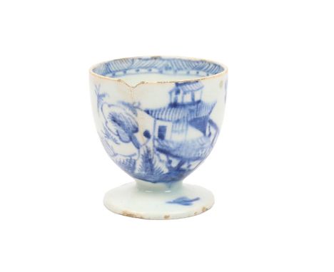 A RARE LOWESTOFT PORCELAIN EGG CUP. c1785-1790, with chinoiserie design to the body, 4.5cm diameter, 5cm high  J. Howell coll