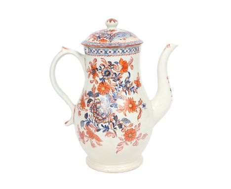 A LOWESTOFT PORCELAIN COFFEE POT AND COVER. the body with underglaze blue and clobbered red and gilt decoration depicting a g