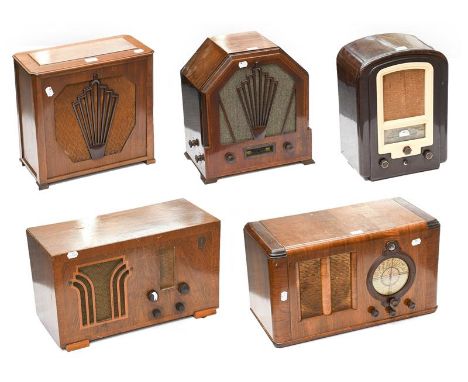 Gecophone And Other 1930s Wireless Receivers: A Gecophone type BC3235, with double-line bar tuning, fan bakelite fret, in pol