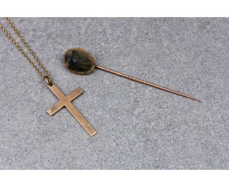 A 9ct yellow gold cross pendant and chain, the pendant inscribed, gross weight 5g, together with a yellow metal scarab beetle