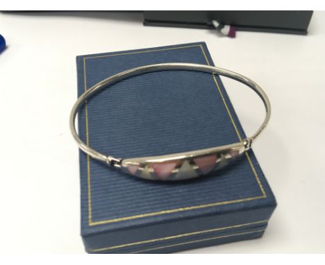 A Silver Elizabeth Duke silver and mother of Pearl bracelet - NO RESERVE
