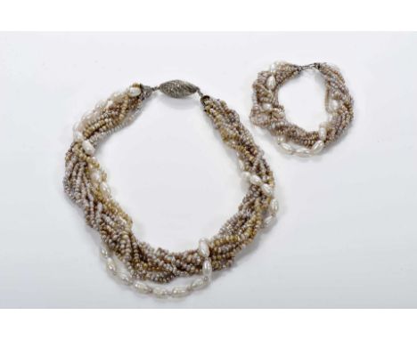 A set of necklace and bracelet, strings of baroque freshwater pearls and dewdrop pearls, platinum clasps set with 1/2 pearls,
