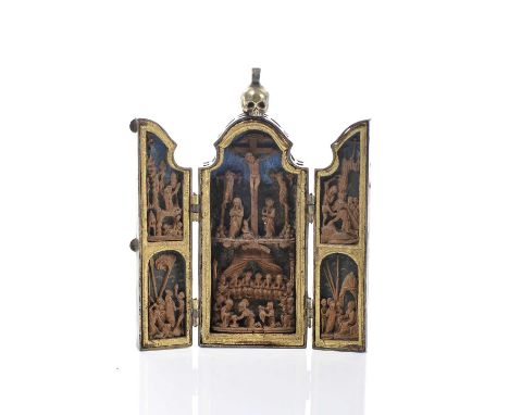 A pendant triptych "Scenes of Christ's Passion", gilt silver, boxwood, enamels, hummingbird feathers, Mexican, 16th C., small