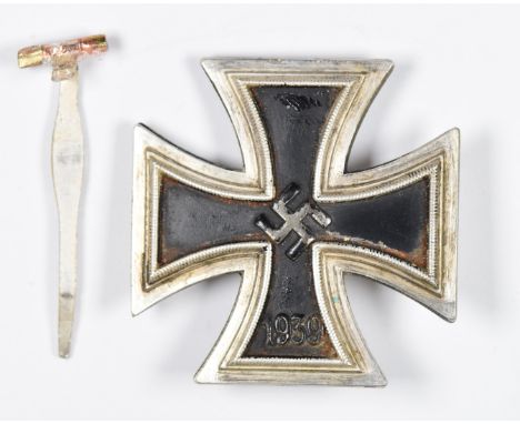 WW2 German Nazi Third Reich Iron Cross First Class medal, stamped L/12 JGS to reverse