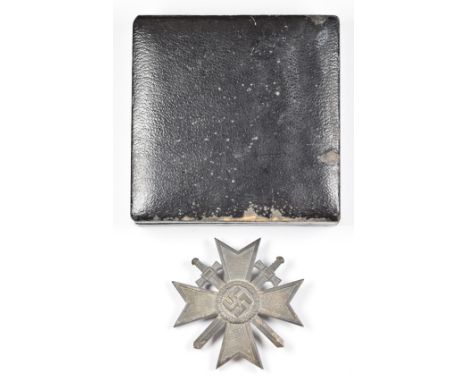 Boxed War Merit Cross First Class stamped 4 to pin, with box