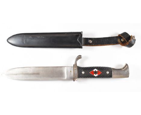 Replica Hitler Youth dagger with 14cm blade stamped DSE and Rostfrfi, with scabbard.&nbsp;PLEASE NOTE ALL BLADED ITEMS ARE SU