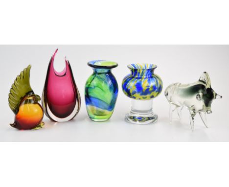 Five pieces of art glass including a Murano style bull and bird paperweight, cranberry vase etc, largest 20cm tall.&nbsp;