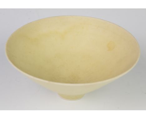 Studio pottery flared pedestal dish, unsigned but in the style of Lucie Rie, diameter 16 x height 6.5cm