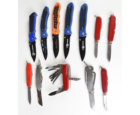 Twelve pocket knives including Swiss Army example with twelve blades / tools, clasp knife etc, longest blade 9cm.&nbsp;PLEASE