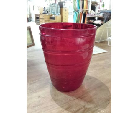 Whitefriars large ruby red ribbon trail vase (designed by Barnaby Powell 1935) 21.5 cm tall