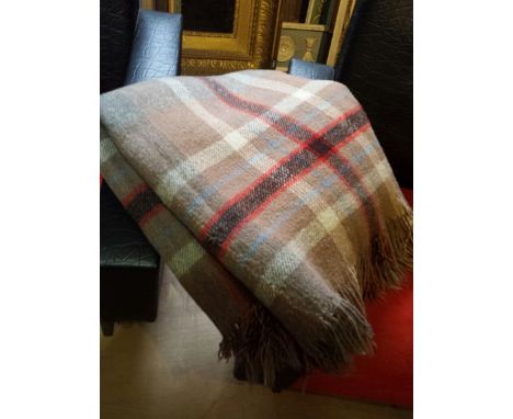 Vintage wool checked rug, predominantly beige, white, blue. Clean, good quality. Excellent condition. 180 x 175 cm "Chieftan"