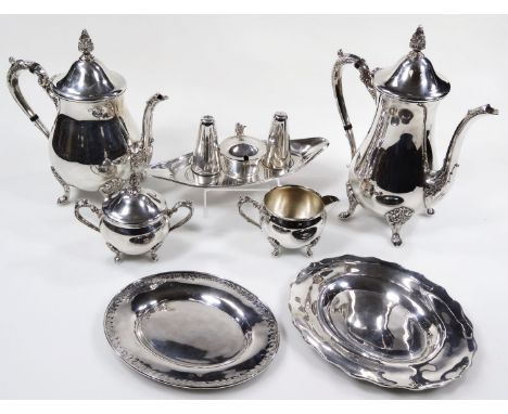 Various Viner's silver plate, comprising of a three part service, coffee pot 29cm high, teapot and two handled sugar bowl, a 
