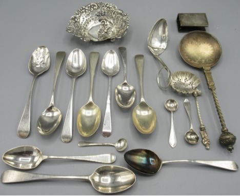 Dutch silver ball topped spoon hallmarked P.HERTZ 924, Norwegian silver leaf loop twist handle caddy spoon hallmarked OLE AAS