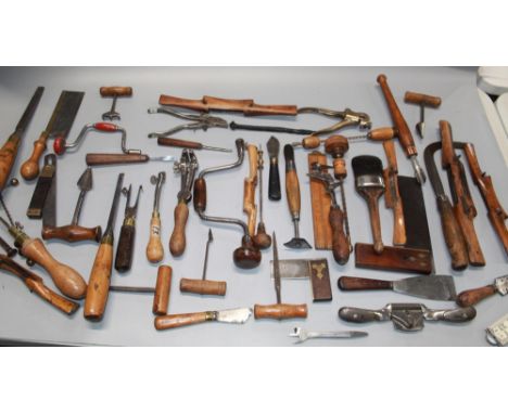 Large collection of tools for various tradesmen, Saw's, chisels, set squares, draw planes etc. 