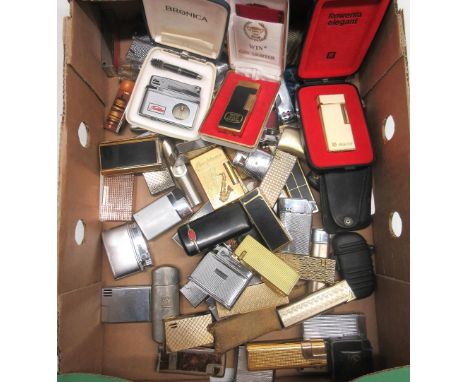 Cased Bronica chrome Toshiba promotional butane cigarette lighter; Rowenta Elegant Silk Cut promotional lighter; Win Gold Ble