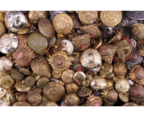 A quantity of British army buttons and rank badges etc