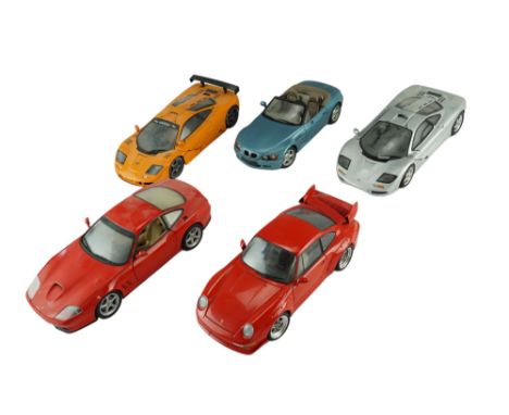 Five N.T diecast model cars including a McLaren F1 GTR, a 1996 Ferrari 550, etc, 1:18 scale