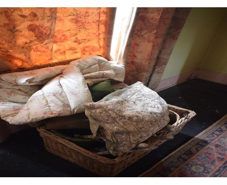 Assorted vintage coat hangers, with fabric coverings, a wicker trunk, and sundries, removal cost B 