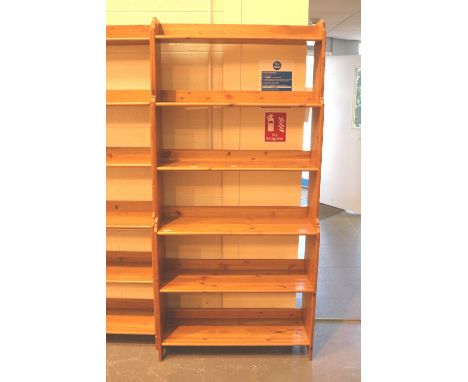 Solid pine waterfall five shelf bookcase, H: 200 cm, (option on next four lots)