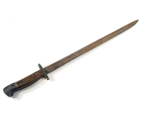 Two WW I bayonets,one with a scabbard, the hilt numbered 76270 and another marked O.T.C. RVS 12. 66 cm (max)