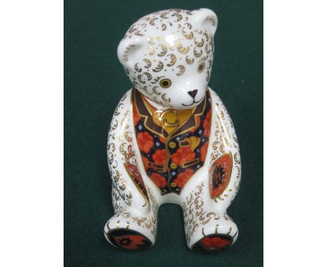 ROYAL CROWN DERBY CERAMIC TEDDY BEAR FORM PAPERWEIGHT WITH STOPPER, APPROXIMATELY 12cm HIGH