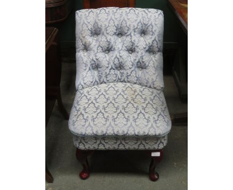 REPRODUCTION UPHOLSTERED BUTTON BACK NURSING CHAIR 