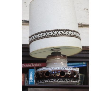WEST GERMAN STYLE VINTAGE GLAZED POTTERY TALE LAMP AND SHADE 
