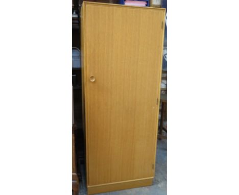 MEREDEW SINGLE DOOR LIGHT OAK CUPBOARD 