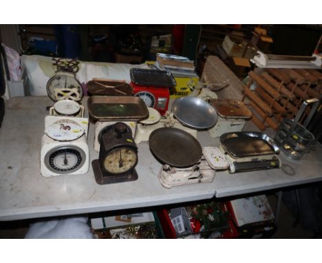 A quantity of various vintage scales