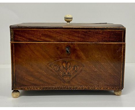 Tea Caddy with inlaid Fleurs De Lis. AF