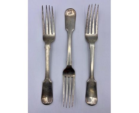 Three Georgian silver forks, hallmarked for London 1823, makers mark WJ possibly William Johnson