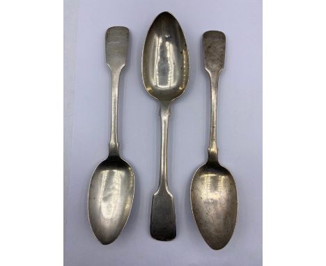 A selection of three hallmarked Georgian silver spoons. (215g)