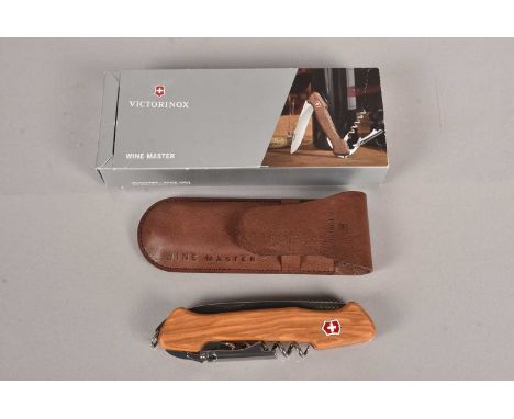 Victorinox - Wine Master, complete with leather carry case and retailers box (parcel)