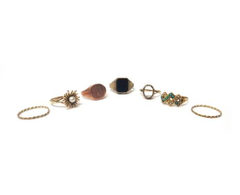 A Victorian 15ct gold, turquoise and seed pearl set ring, a gold ring, mounted with a cultured pearl in an abstract floral de